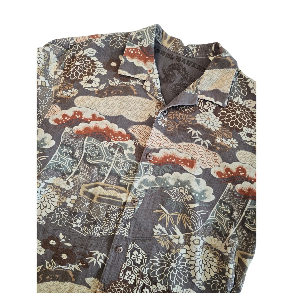 Tommy Bahama Mens M 100% Silk Camp Shirt Embroidered Dragon Landscape Brown